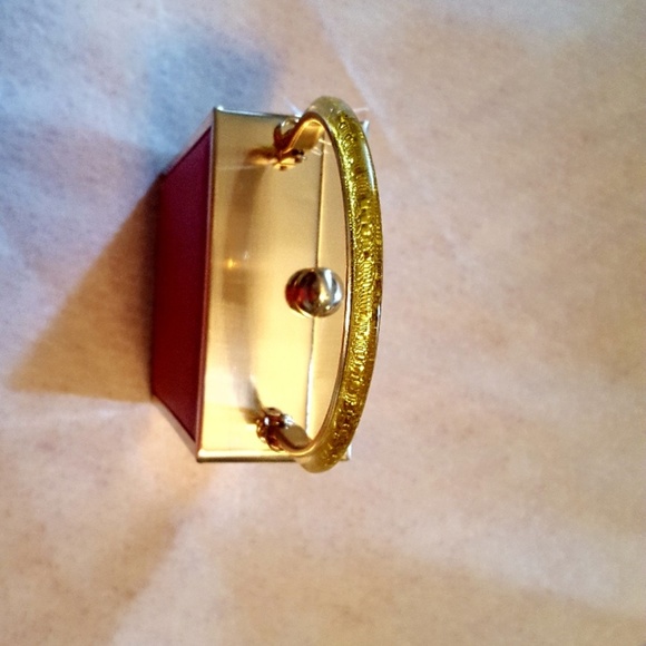 WHIMSICAL RED DAY OR EVENING PURSE- GIRL W/GLASSES - Picture 4 of 7